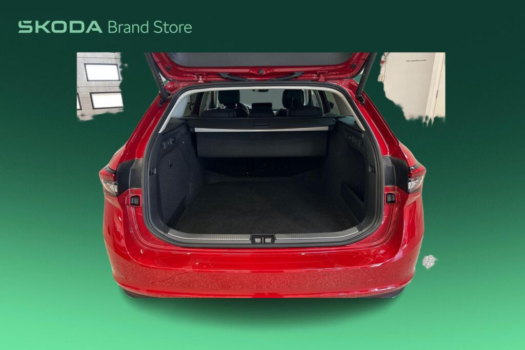 Skoda Superb 2024 Combi 1.5 TSI eTEC Selection DSG Autom.