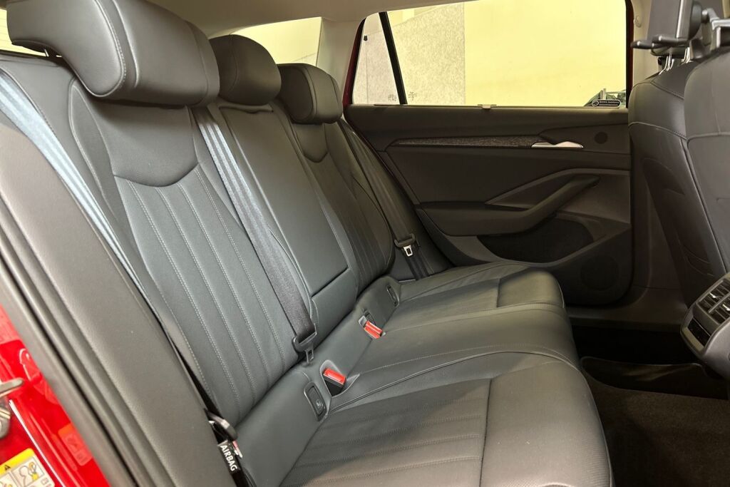 Skoda Superb 2024 Combi 1.5 TSI eTEC Selection DSG Autom.