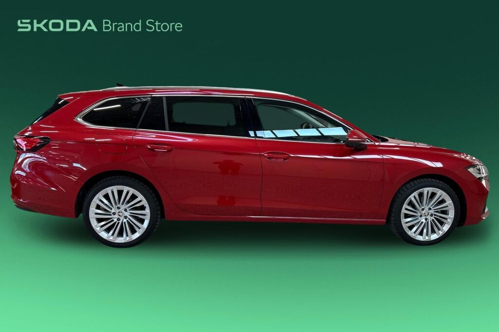 Skoda Superb 2024 Combi 1.5 TSI eTEC Selection DSG Autom.