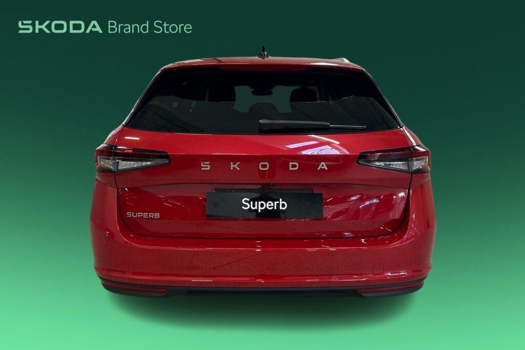 Skoda Superb 2024 Combi 1.5 TSI eTEC Selection DSG Autom.