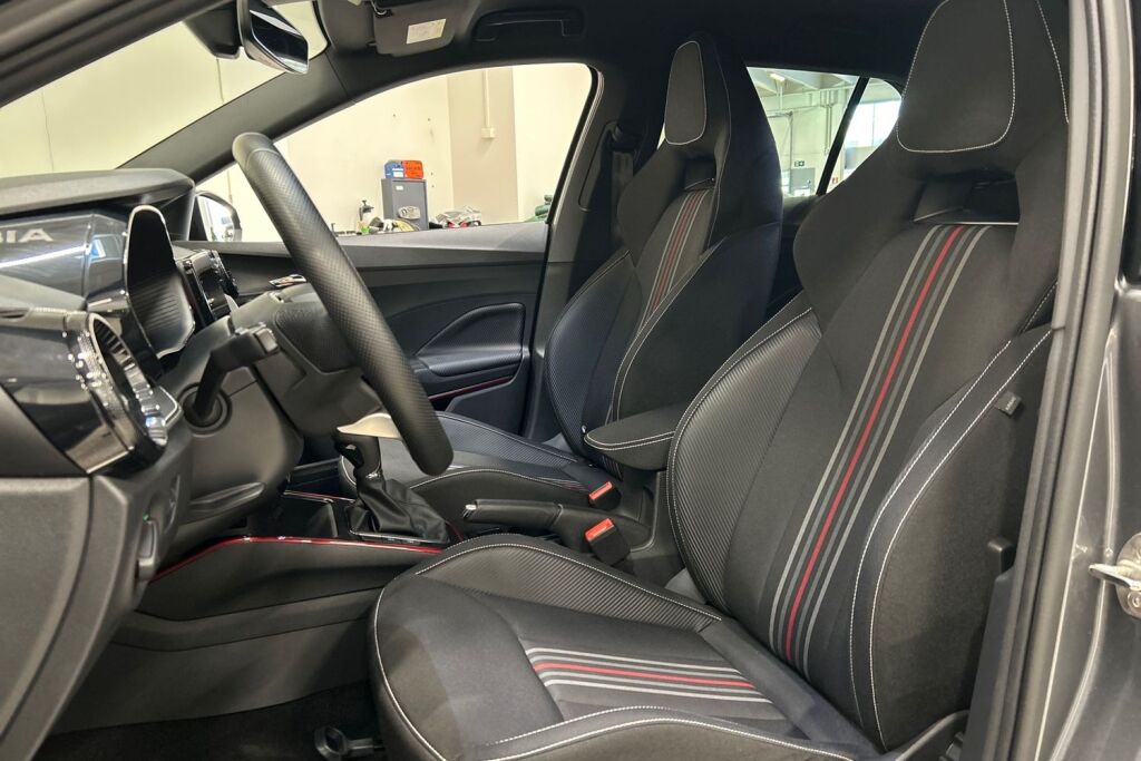 Skoda Fabia 2025 1.0 TSI 116 Monte Carlo DSG Autom. Tehdastakuu 01/2030
