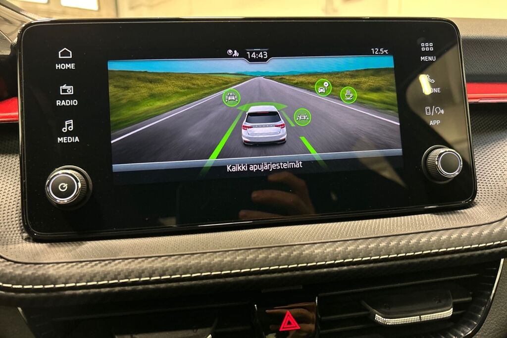 Skoda Fabia 2025 1.0 TSI 116 Monte Carlo DSG Autom. Tehdastakuu 01/2030