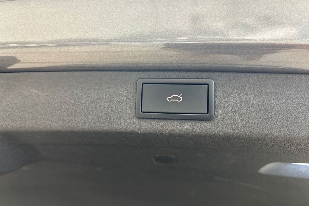 SKODA ENYAQ 2023 80 iV