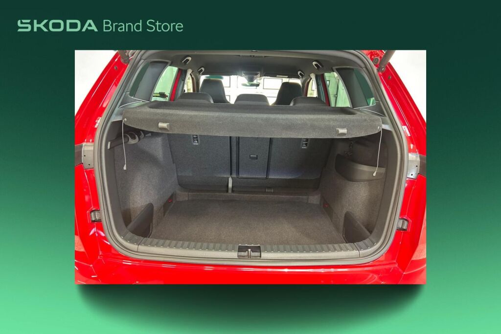 Skoda Karoq 2024 1.5 TSI SportLine DSG Autom. / Tehdastakuu voimassa 8/2029 tai 100tkm asti