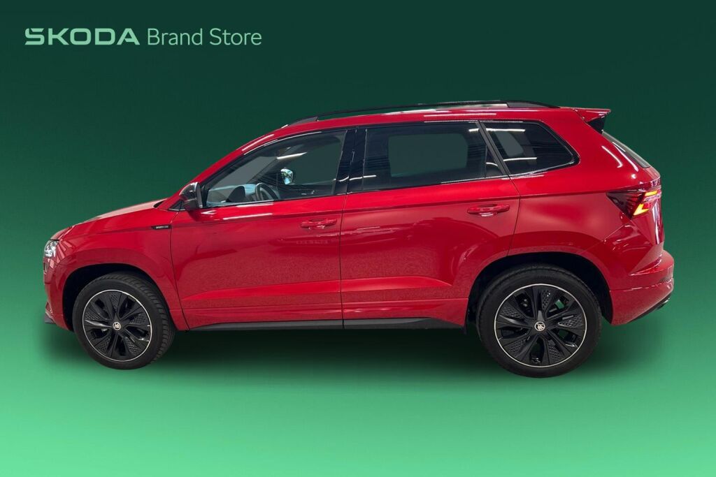 Skoda Karoq 2024 1.5 TSI SportLine DSG Autom. / Tehdastakuu voimassa 8/2029 tai 100tkm asti