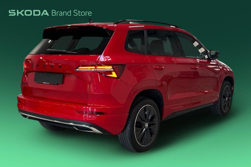 Skoda Karoq 2024 1.5 TSI SportLine DSG Autom. / Tehdastakuu voimassa 8/2029 tai 100tkm asti