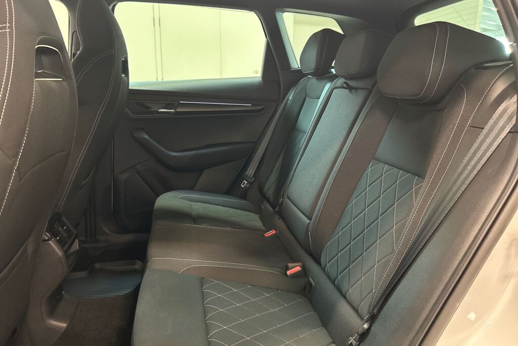 Skoda Karoq 2024 1.5 TSI SportLine DSG Autom.