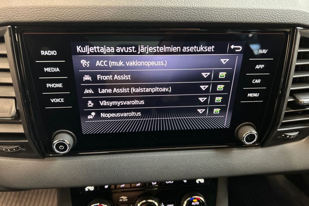 Skoda Karoq 2024 1.5 TSI SportLine DSG Autom.