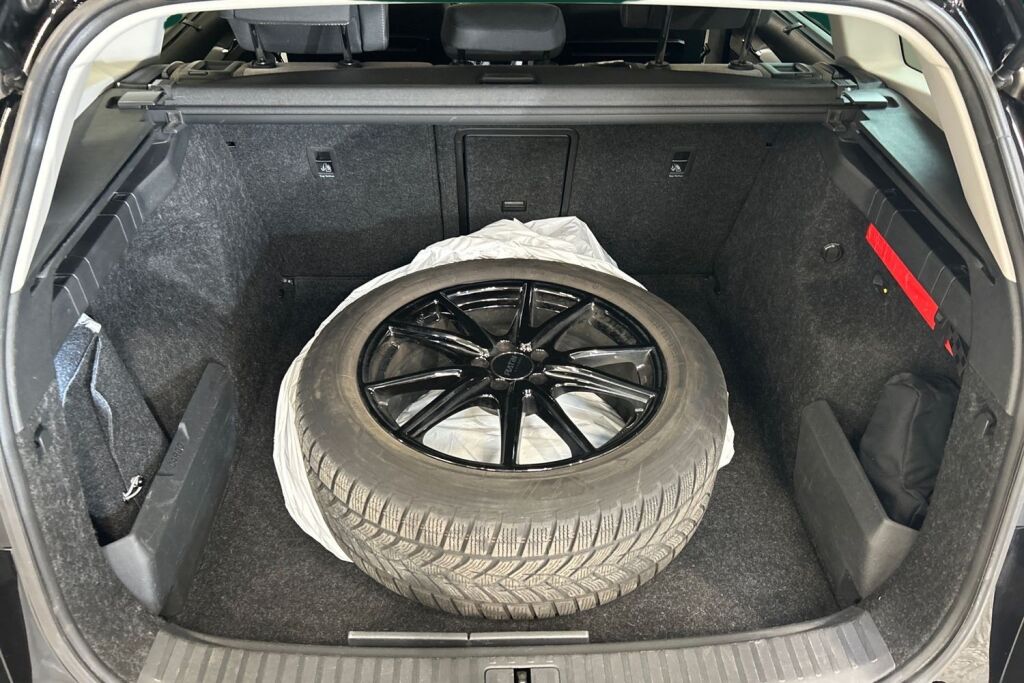 Skoda Enyaq 2023 80x 4x4 iV