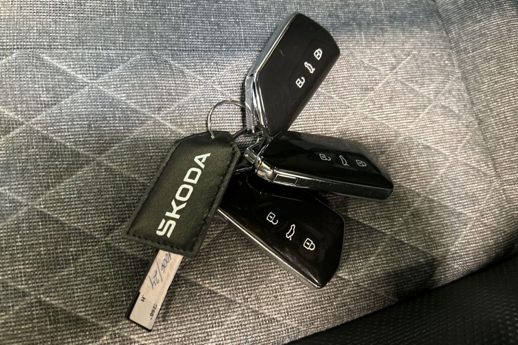 Skoda Octavia 2024 1.5 TSI 150 SportLine eTEC DSG Autom.