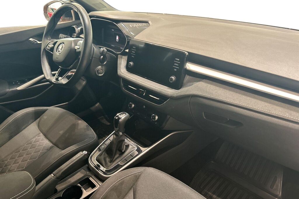 Skoda Fabia 2023 1.5 TSI Style DSG Autom.