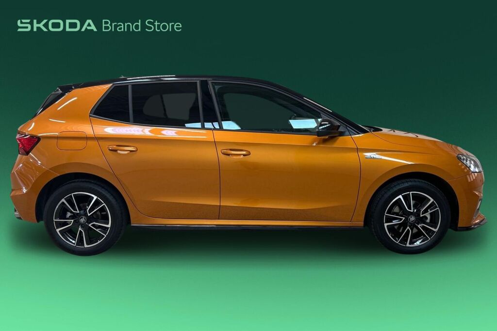 Skoda Fabia 2025 1.0 TSI 110 Monte Carlo DSG Autom. / Tehdastakuu 6/2030 tai 100tkm