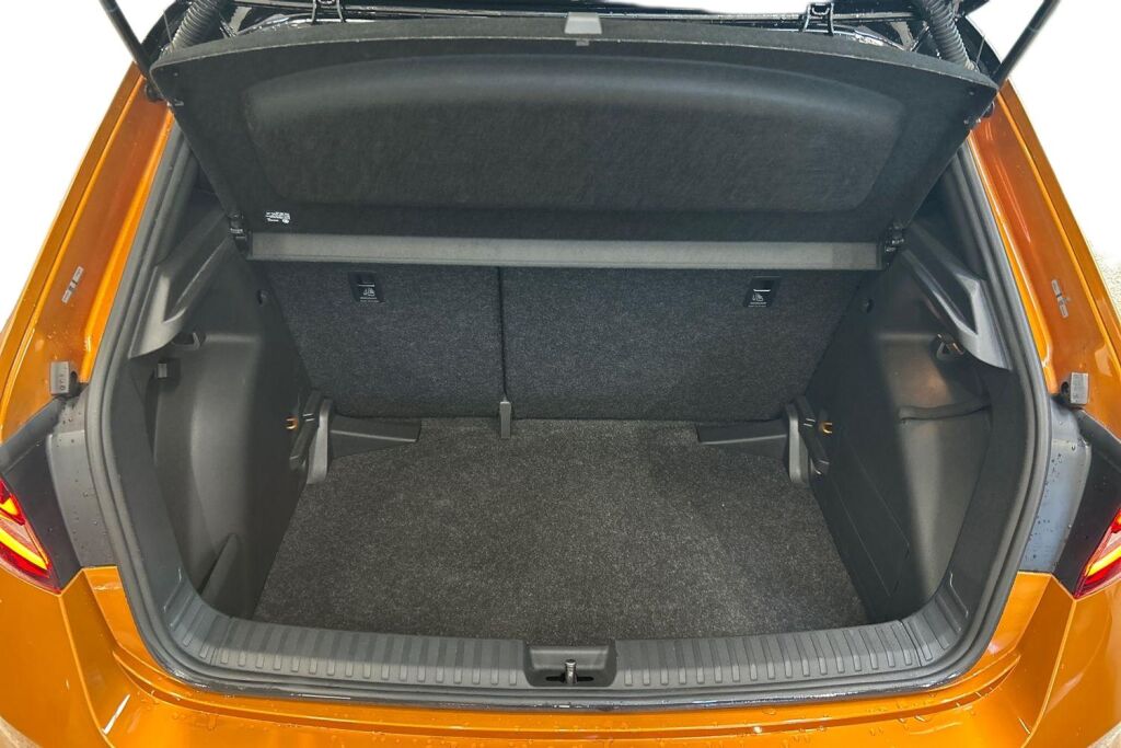 Skoda Fabia 2025 1.0 TSI 110 Monte Carlo DSG Autom. / Tehdastakuu 6/2030 tai 100tkm
