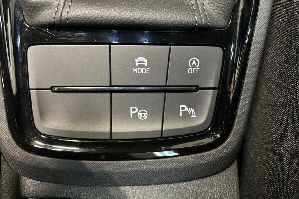 Skoda Scala 2025 1.5 TSI Monte Carlo DSG Autom. / Tehdastakuu voimassa 4/2030 tai 100tkm asti