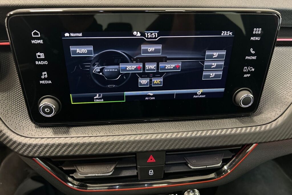 Skoda Scala 2025 1.5 TSI Monte Carlo DSG Autom. / Tehdastakuu voimassa 4/2030 tai 100tkm asti