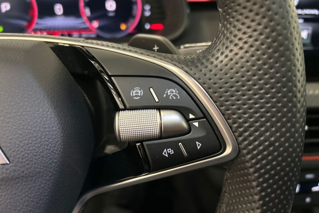 Skoda Scala 2025 1.5 TSI Monte Carlo DSG Autom. / Tehdastakuu voimassa 4/2030 tai 100tkm asti
