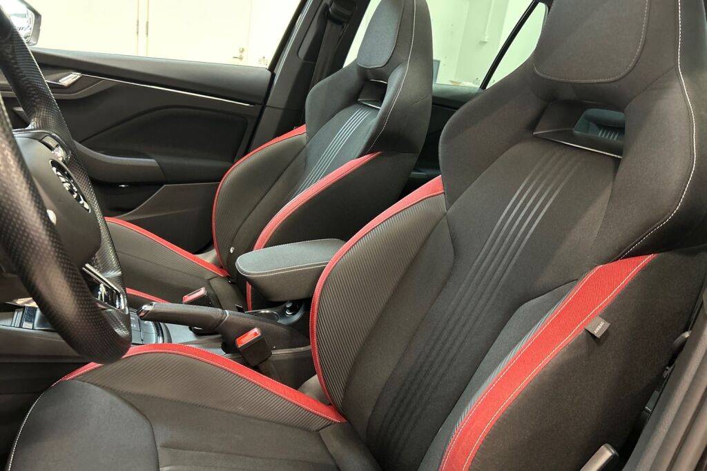 Skoda Kamiq 2023 1.5 TSI Monte Carlo DSG Autom. / Tehdastakuu 9/2028 tai 100tkm