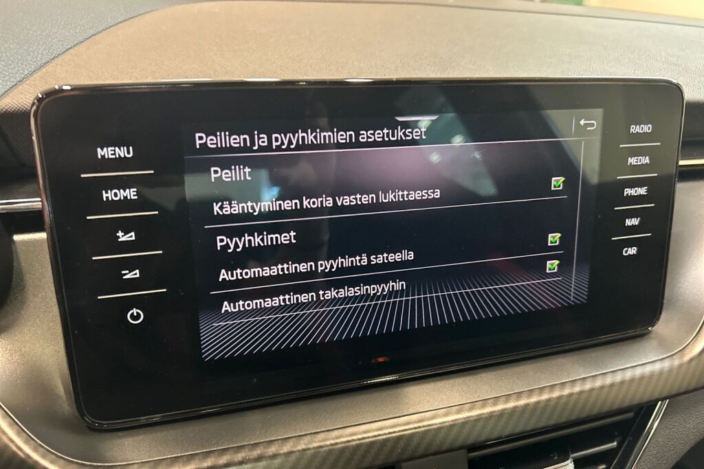 Skoda Kamiq 2023 1.5 TSI Monte Carlo DSG Autom. / Tehdastakuu 9/2028 tai 100tkm