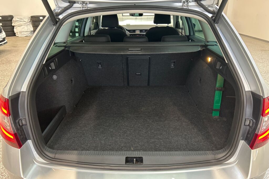 SKODA OCTAVIA 2019 Combi 1,5 TSI G-TEC Style BusinessLine DSG Autom.