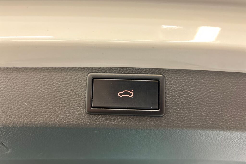 Skoda Karoq 2018 1,0 TSI Style DSG Autom.