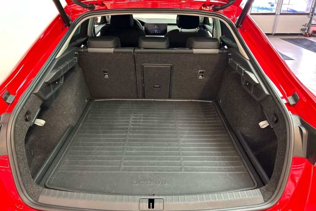 Skoda Octavia 2021 1,4 TSI PHEV Style iV DSG Autom.