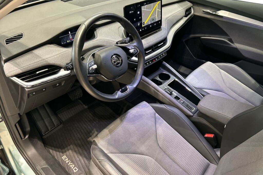 SKODA ENYAQ 2021 60 Launch Edition iV
