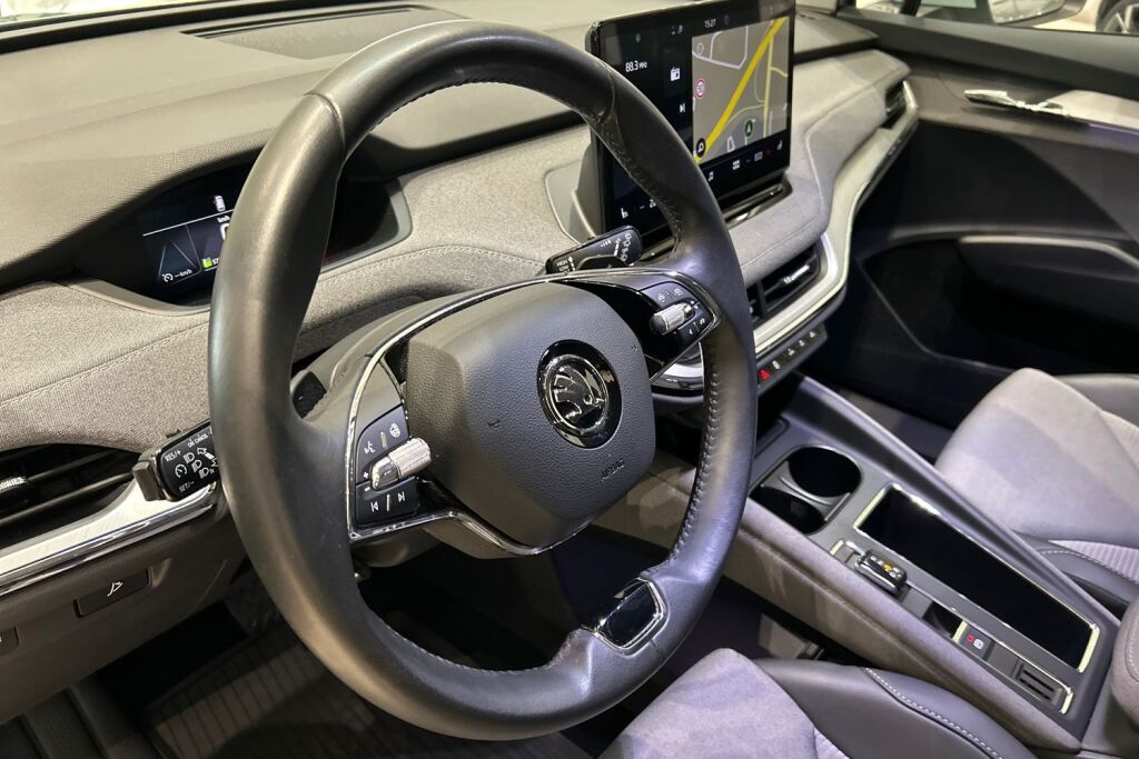 SKODA ENYAQ 2021 60 Launch Edition iV