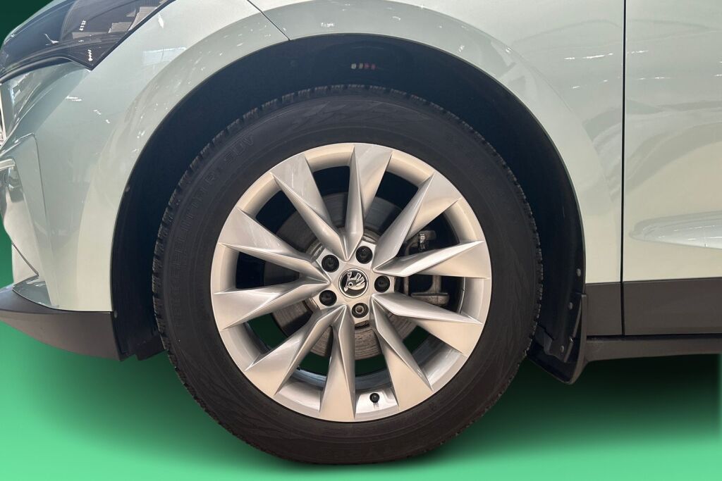 SKODA ENYAQ 2021 60 Launch Edition iV