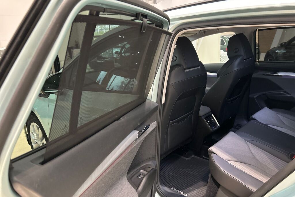 SKODA ENYAQ 2021 60 Launch Edition iV