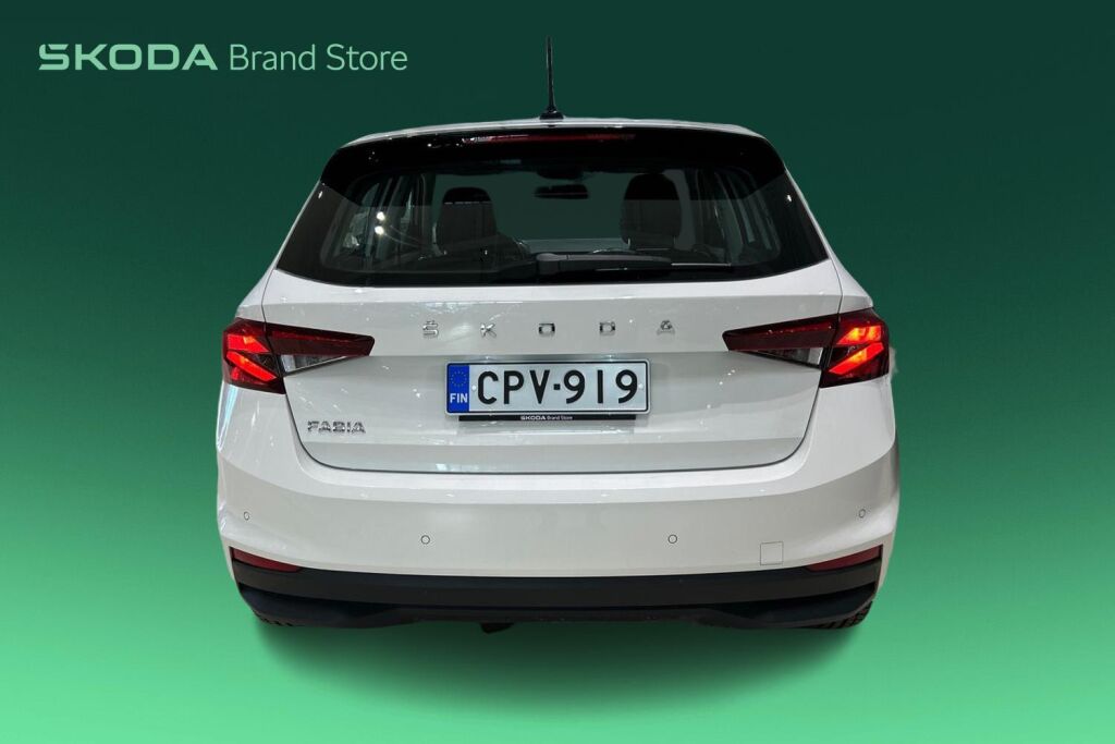 SKODA Fabia 2022 1.0 TSI 95 Ambition