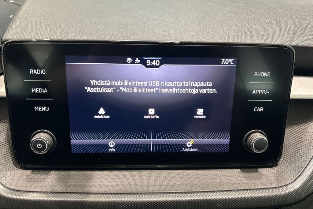 SKODA Fabia 2022 1.0 TSI 95 Ambition