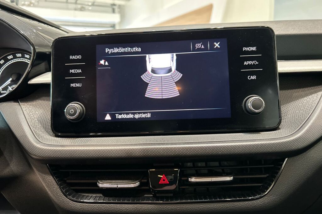 SKODA Fabia 2022 1.0 TSI 95 Ambition