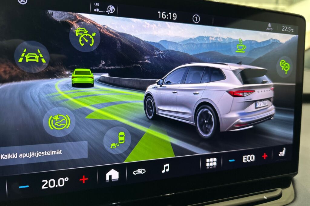 SKODA ENYAQ 2022 80x 4x4 SportLine iV