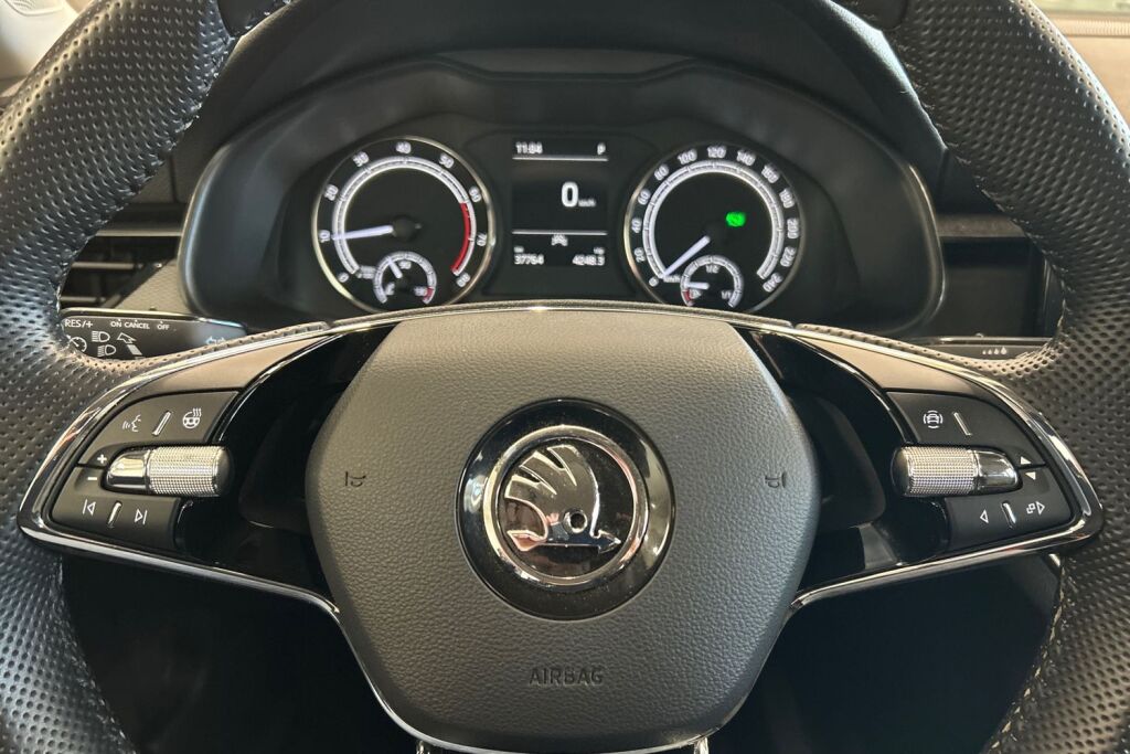 SKODA Kamiq 2022 1.0 TSI 110 Ambition DSG Autom.