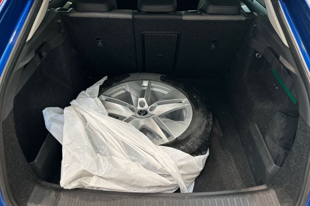 Skoda Enyaq 2023 Coupe 80x 4x4 Style iV