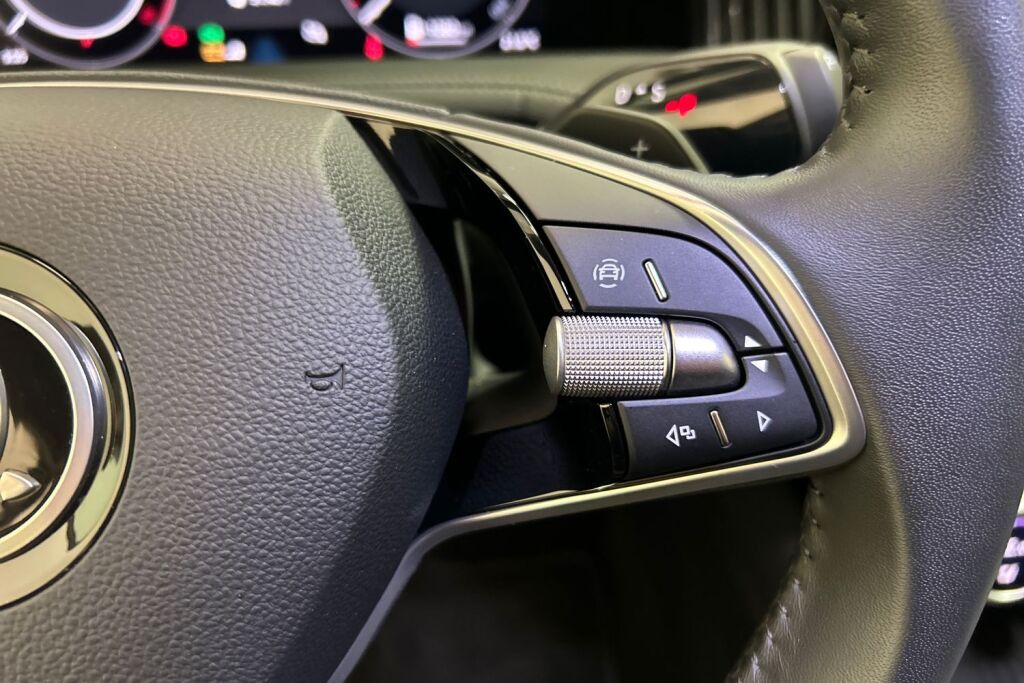 Skoda Superb 2024 Combi 1.5 TSI eTEC L&K DSG Autom.