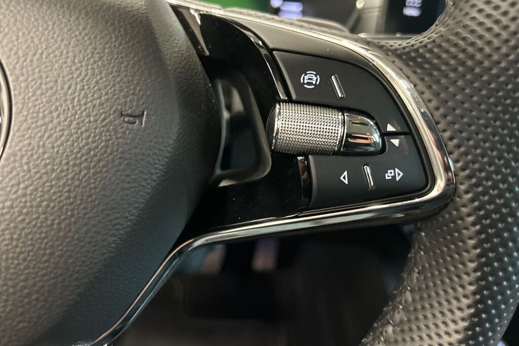 Skoda Octavia 2024 Combi 1.4 TSI PHEV Ambition iV DSG Autom.