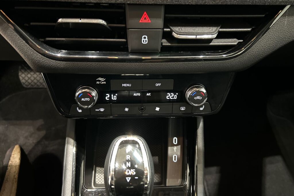SKODA Kamiq 2024 1.0 TSI 116 Selection DSG Autom.