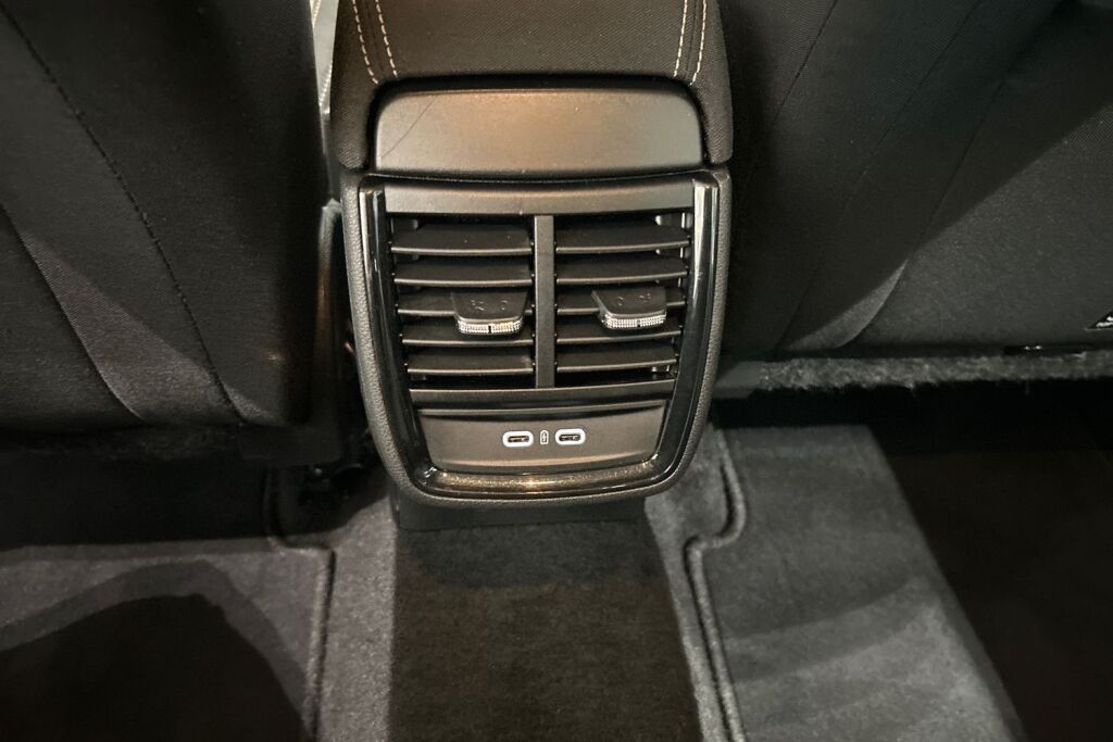 SKODA Kamiq 2024 1.0 TSI 116 Selection DSG Autom.
