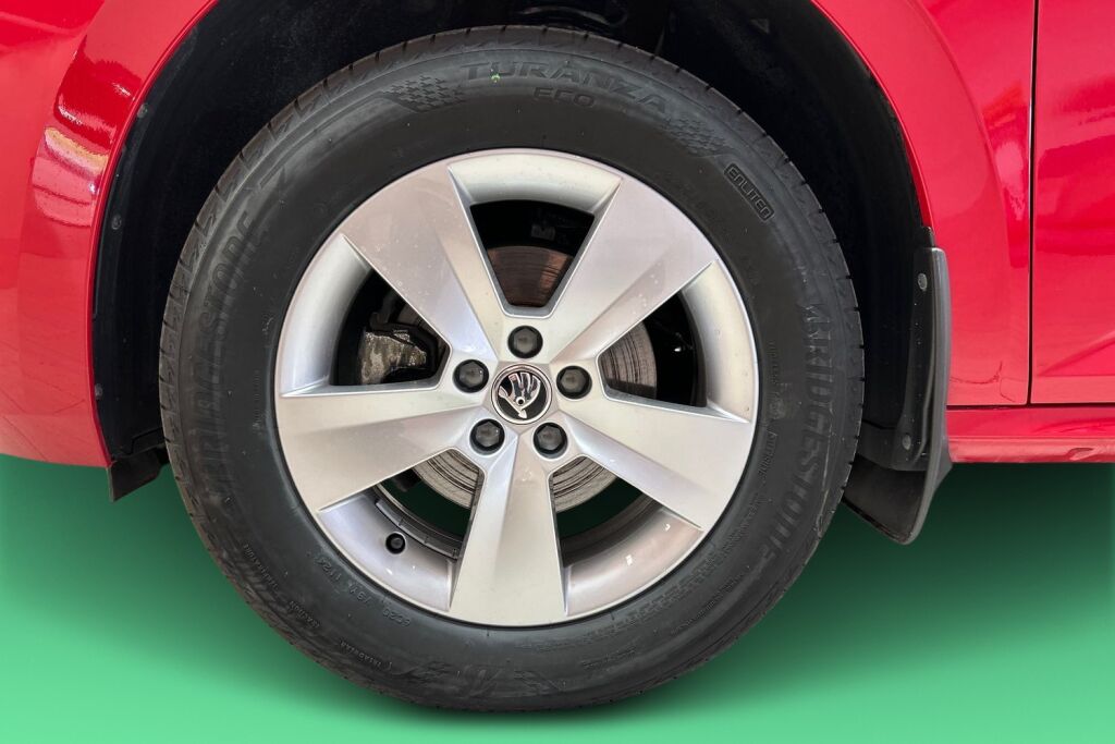 Skoda Kamiq 2024 1.0 TSI 116 Selection DSG Autom.