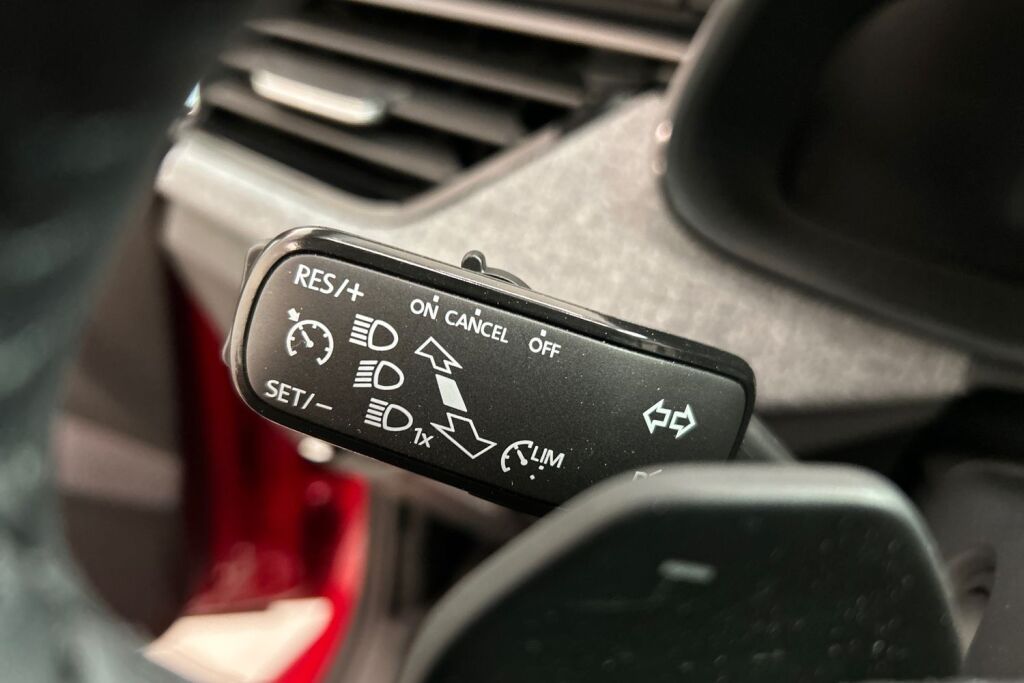 Skoda Kamiq 2024 1.0 TSI 116 Selection DSG Autom.