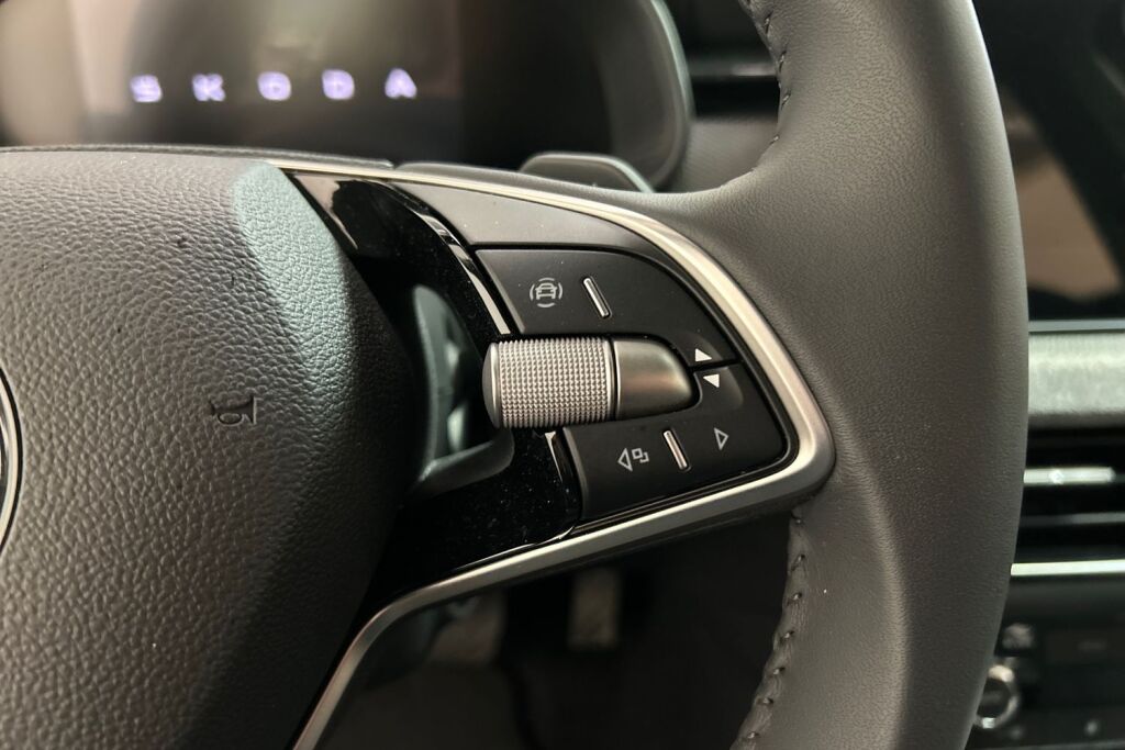 Skoda Kamiq 2024 1.0 TSI 116 Selection DSG Autom.