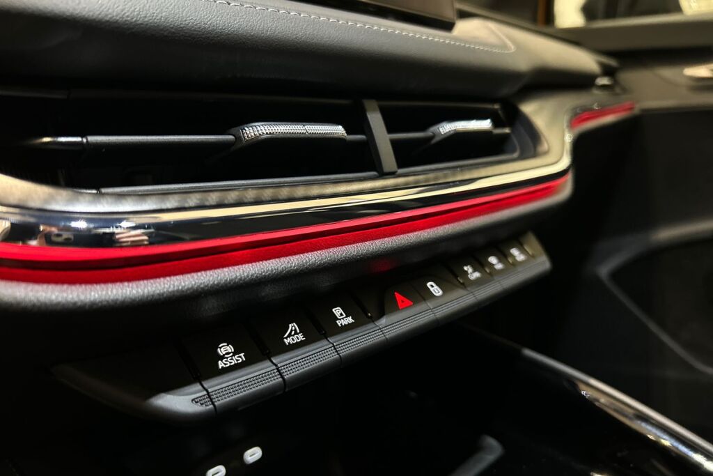 SKODA Enyaq iV 2025 85 SportLine Business