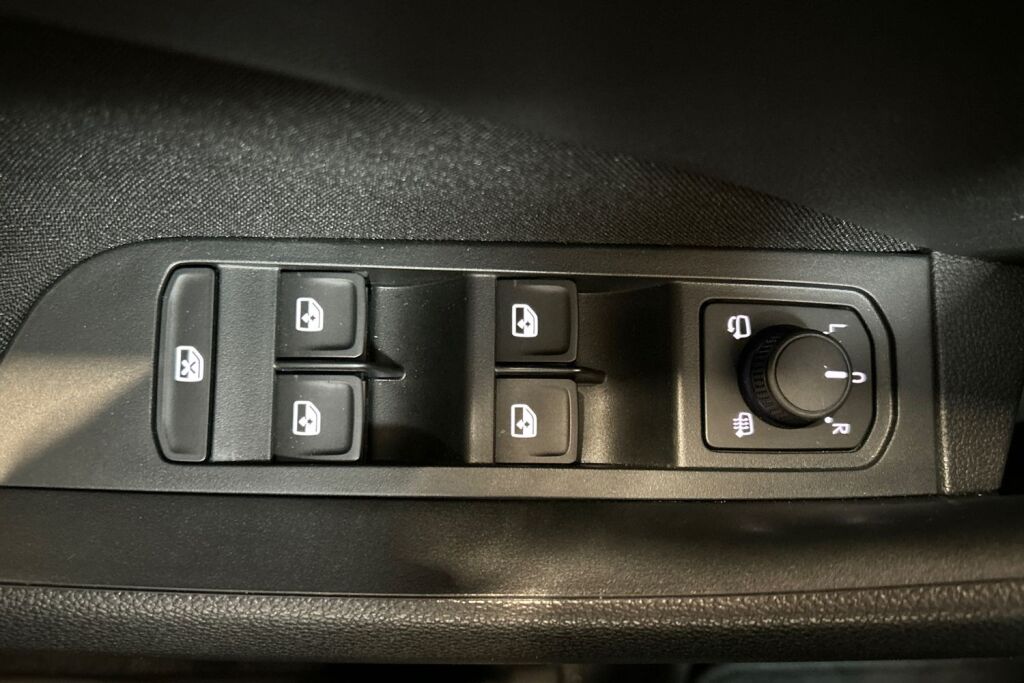 Skoda Kamiq 2024 1.0 TSI 116 Selection DSG Autom