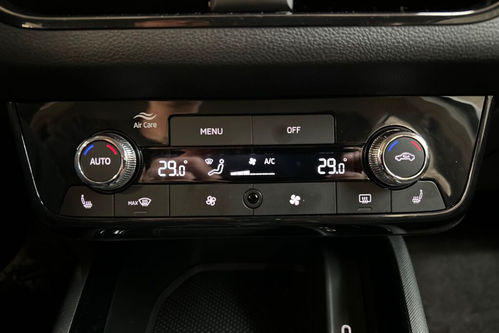 Skoda Kamiq 2024 1.0 TSI 116 Selection DSG Autom