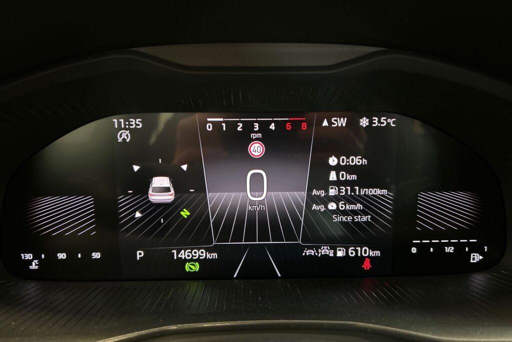 Skoda Kamiq 2024 1.0 TSI 116 Selection DSG Autom