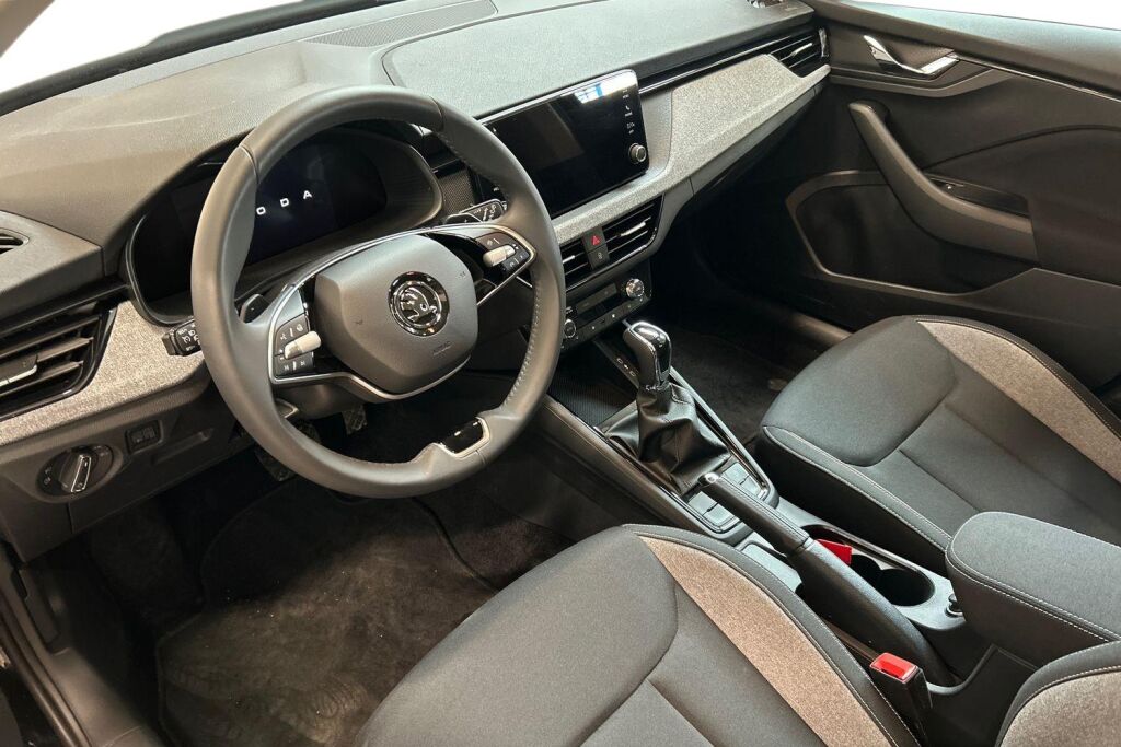 Skoda Kamiq 2024 1.0 TSI 116 Selection DSG Autom