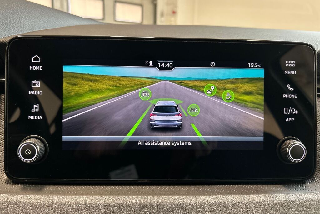 Skoda Kamiq 2024 1.0 TSI 116 Selection DSG Autom.