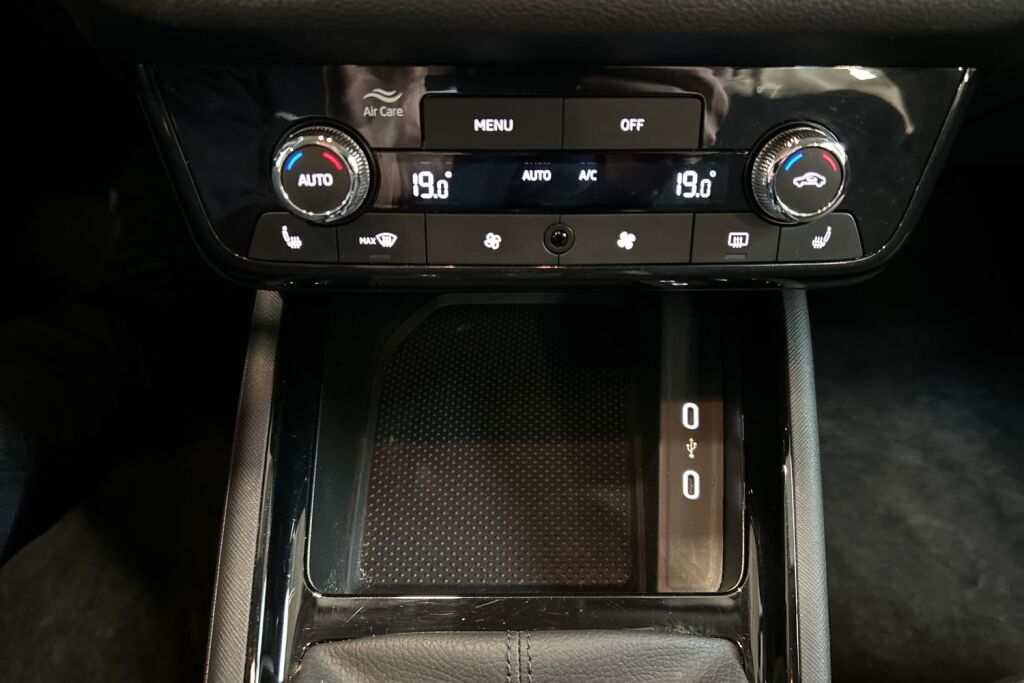 Skoda Kamiq 2024 1.0 TSI 116 Selection DSG Autom.