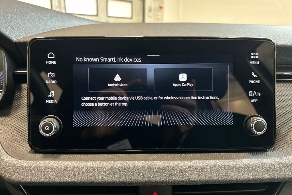 Skoda Kamiq 2024 1.0 TSI 116 Selection DSG Autom.